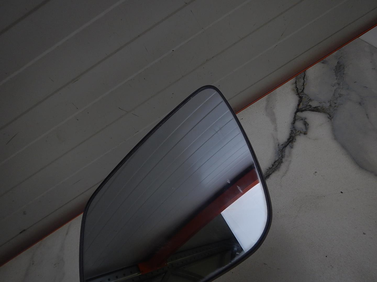 Стекло зеркала электрического левого