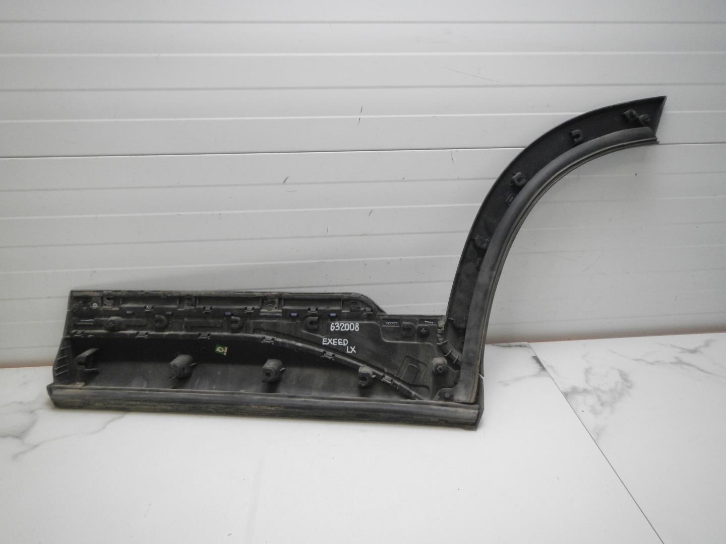 Молдинг задней правой двери