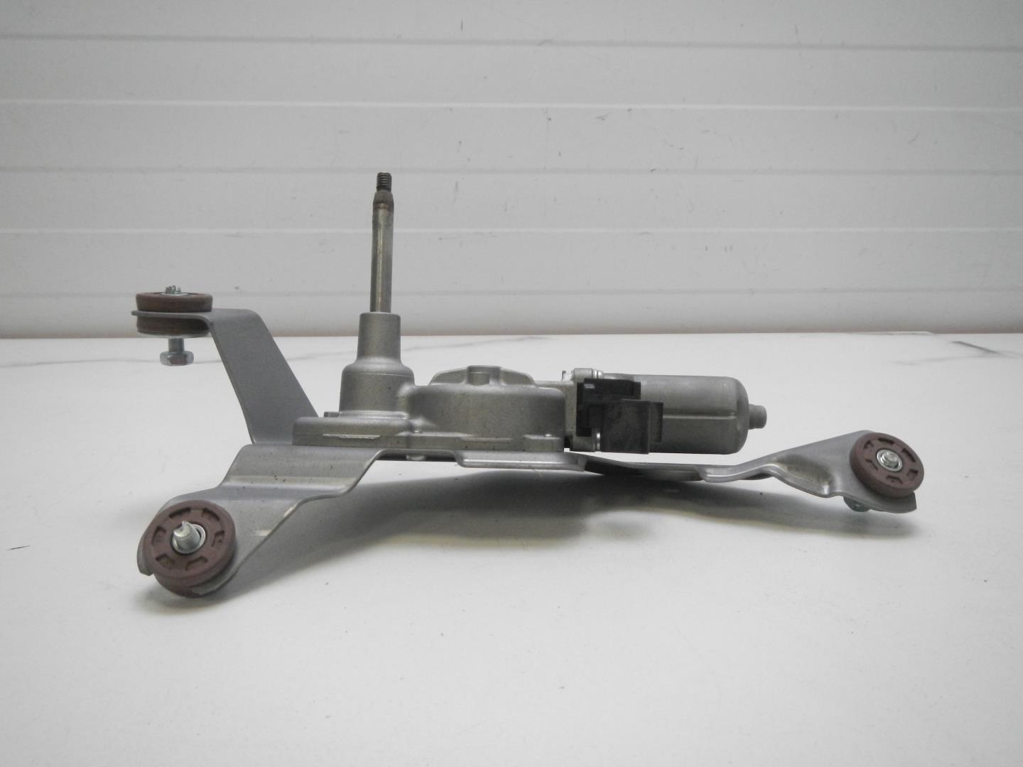 Моторчик стеклоочистителя задний