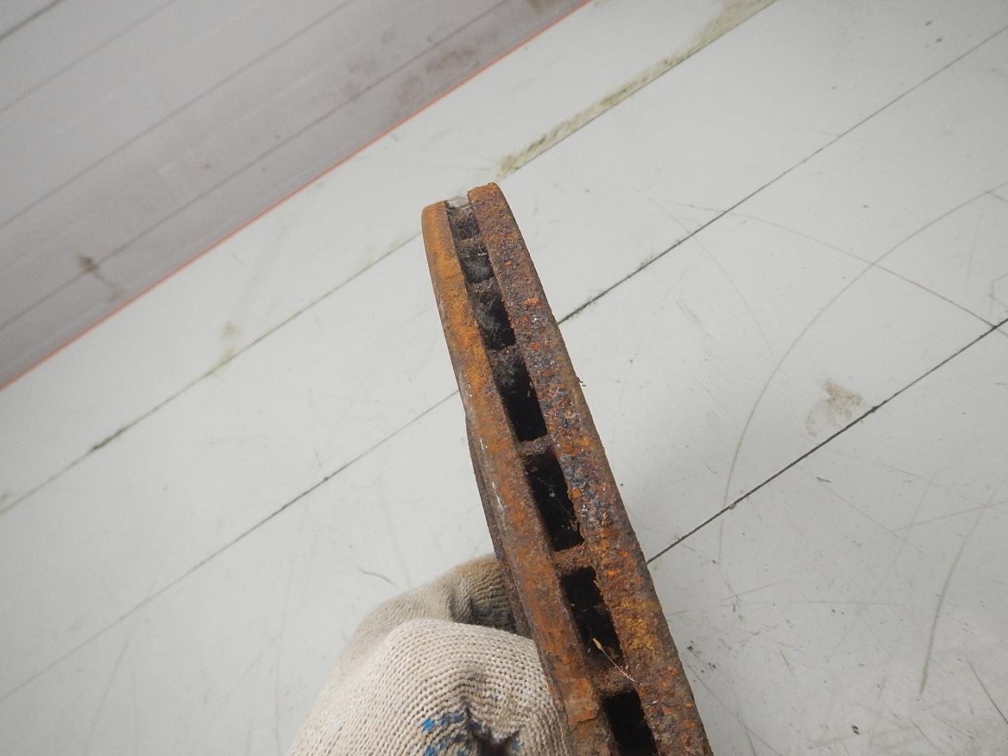 Диск тормозной передний вентилируемый