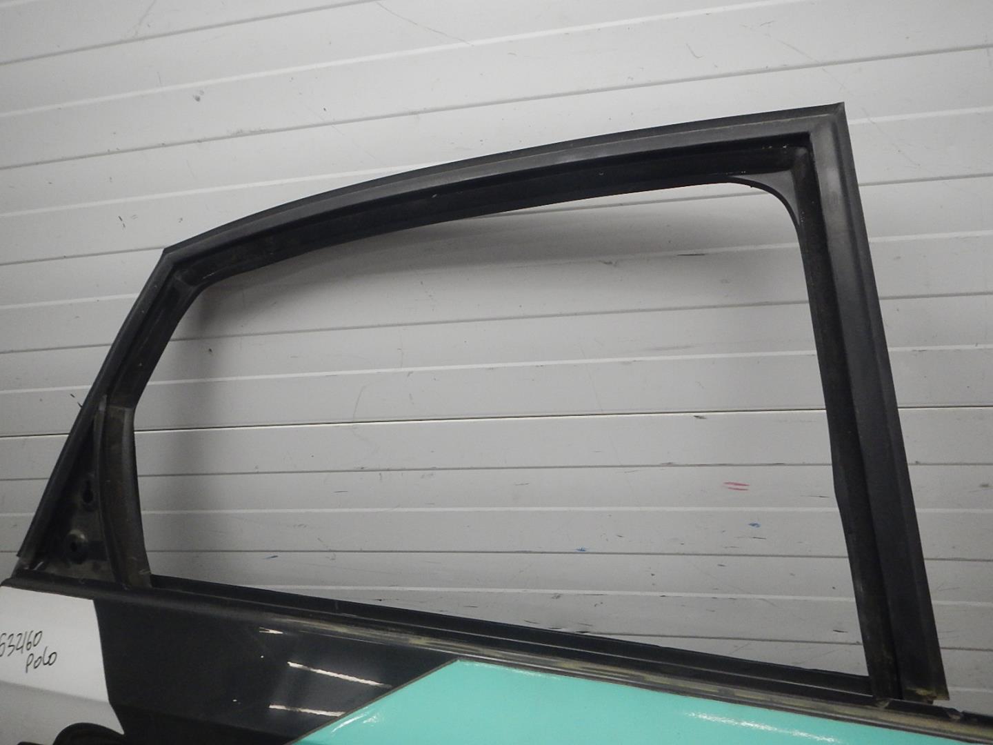 Дверь задняя правая