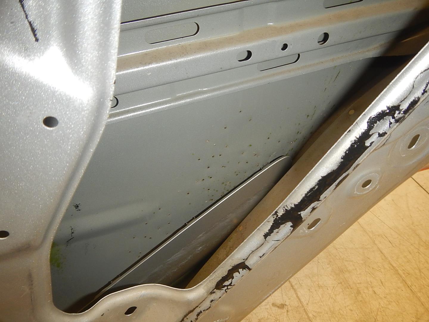 Дверь задняя правая