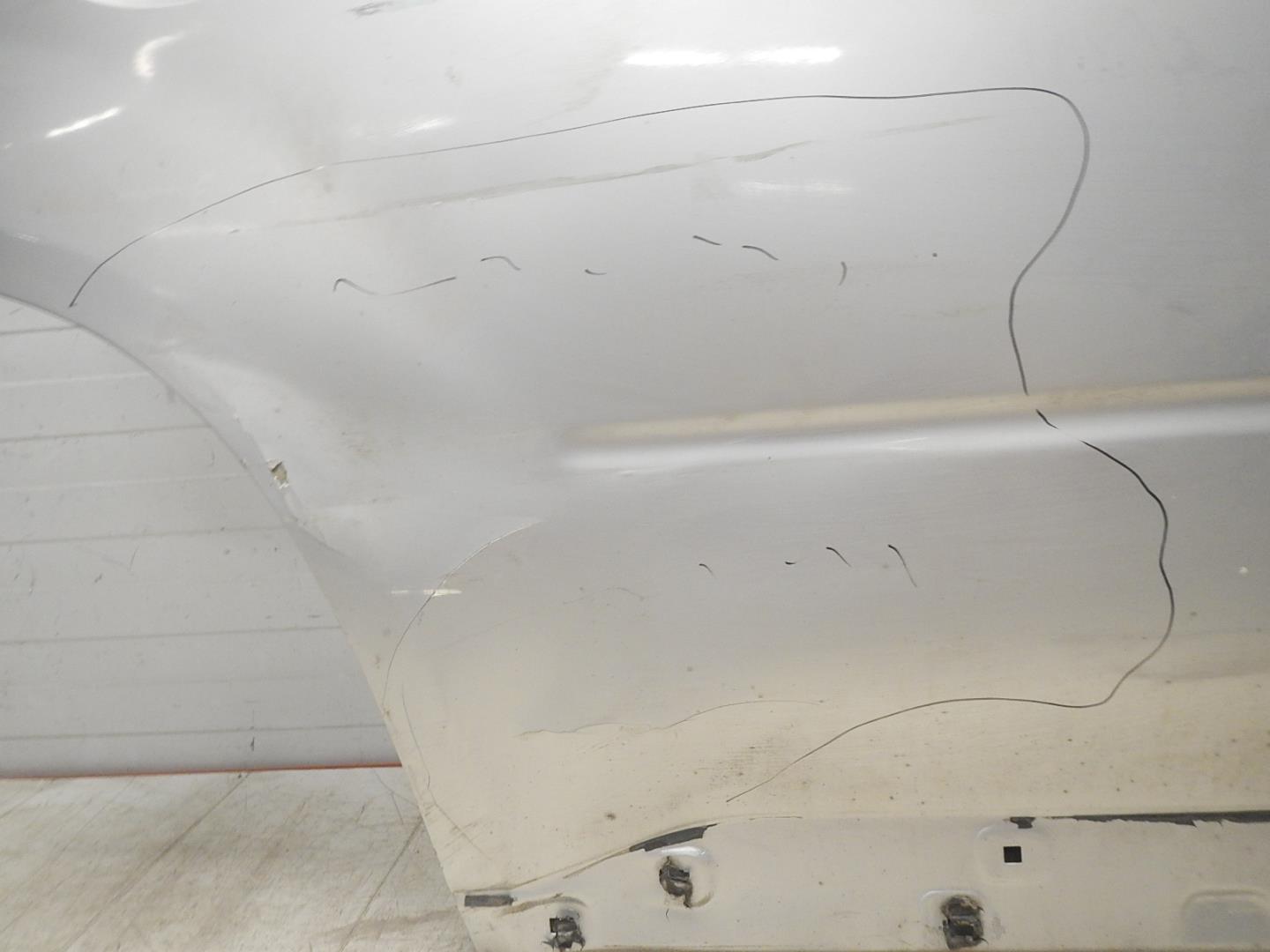 Дверь задняя правая