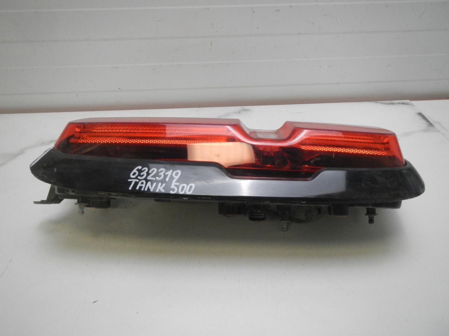 Фонарь задний правый