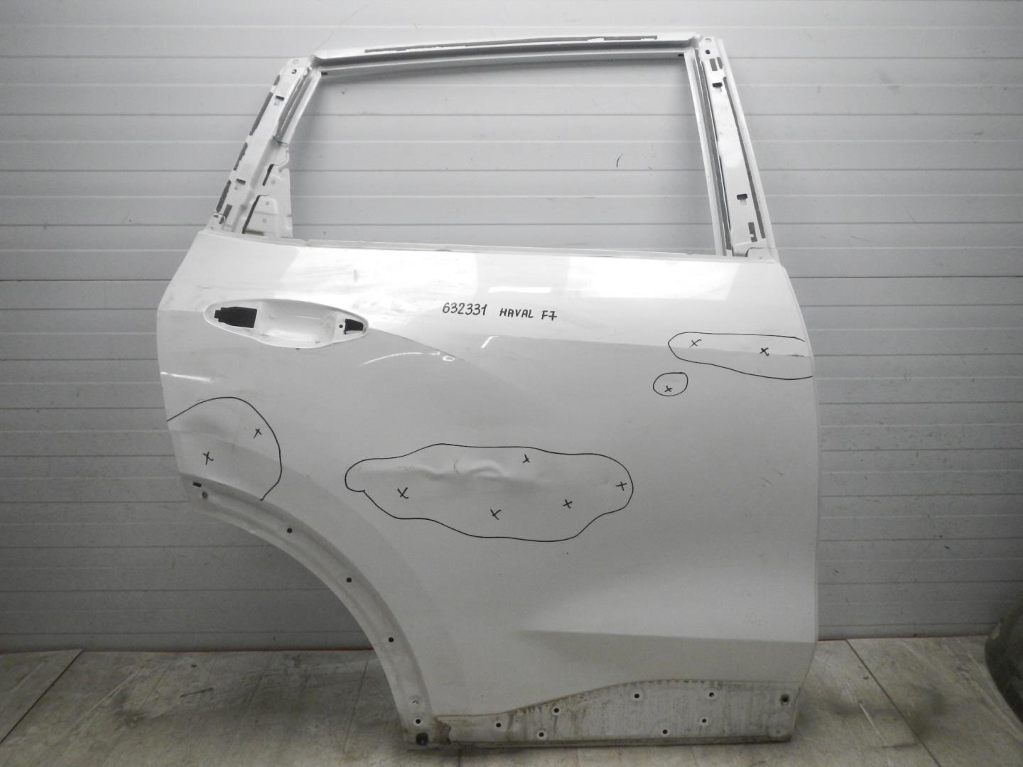 Дверь задняя правая