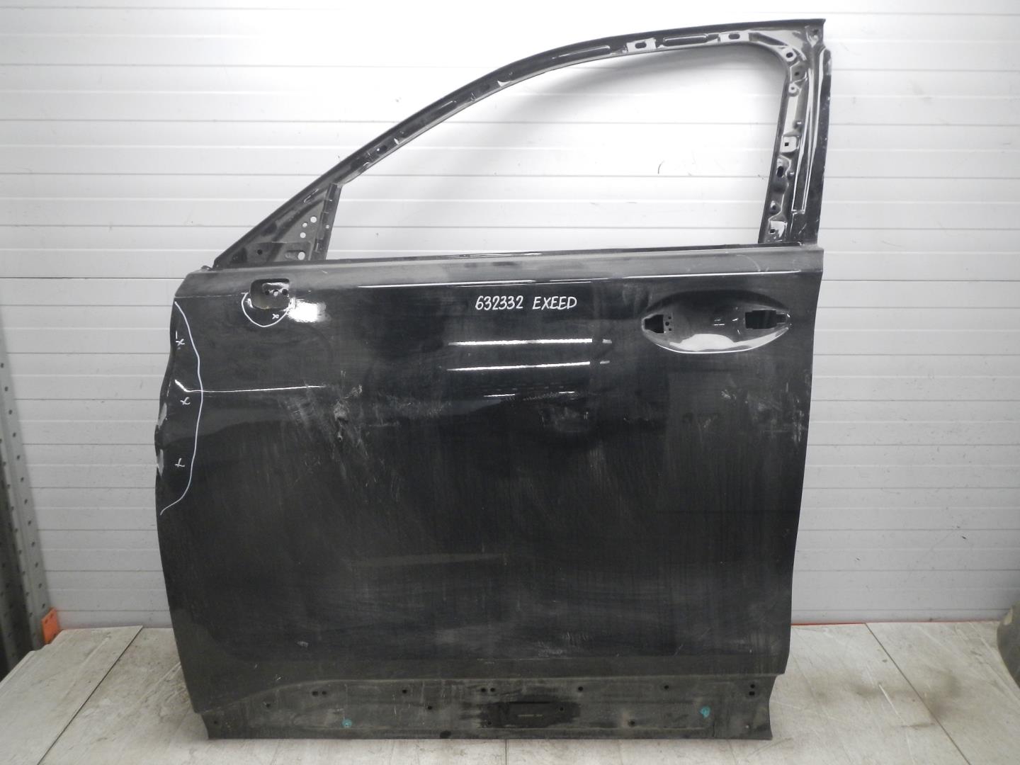 Дверь передняя левая