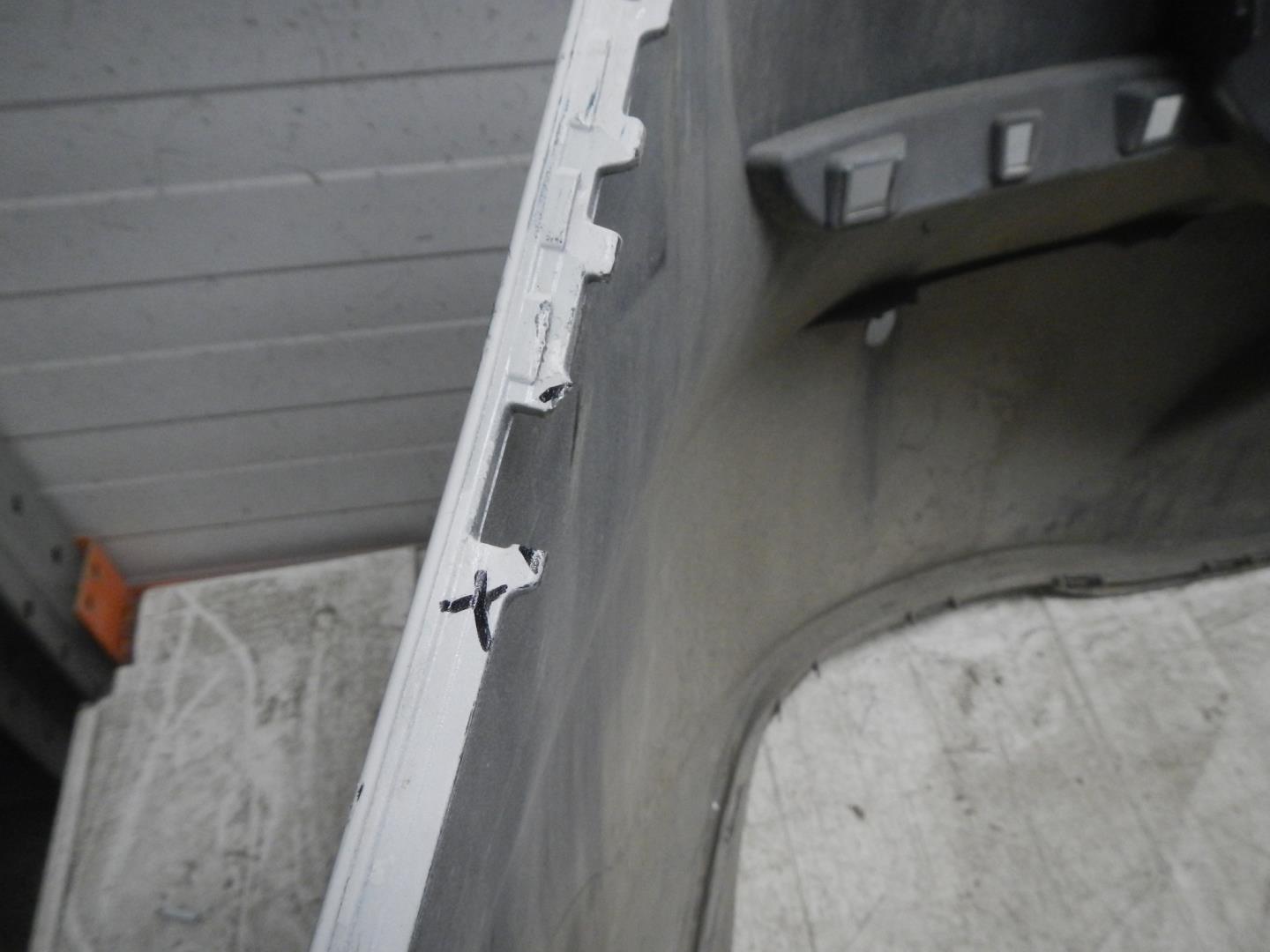 Бампер задний