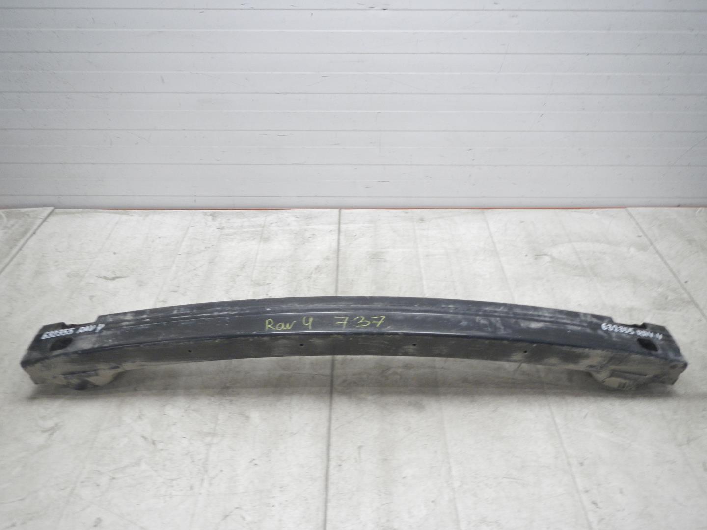 Усилитель заднего бампера