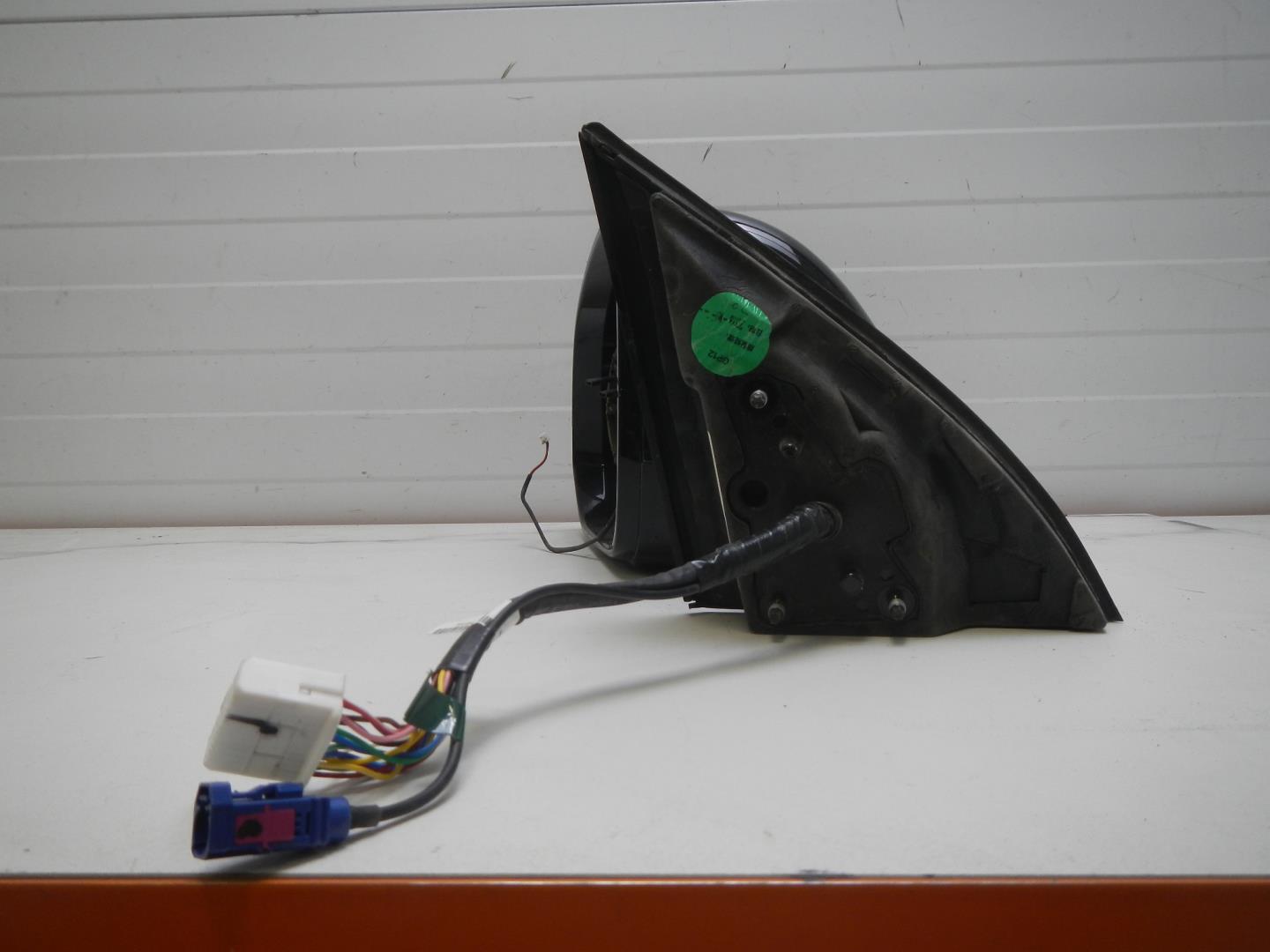 Зеркало левое электрическое