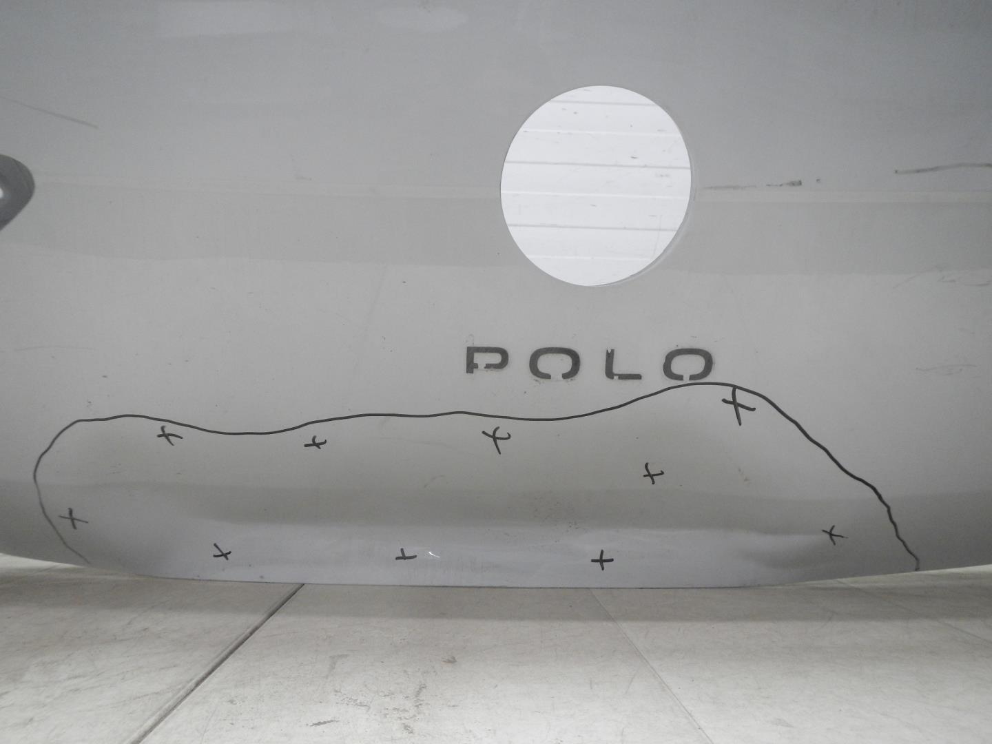 Дверь багажника