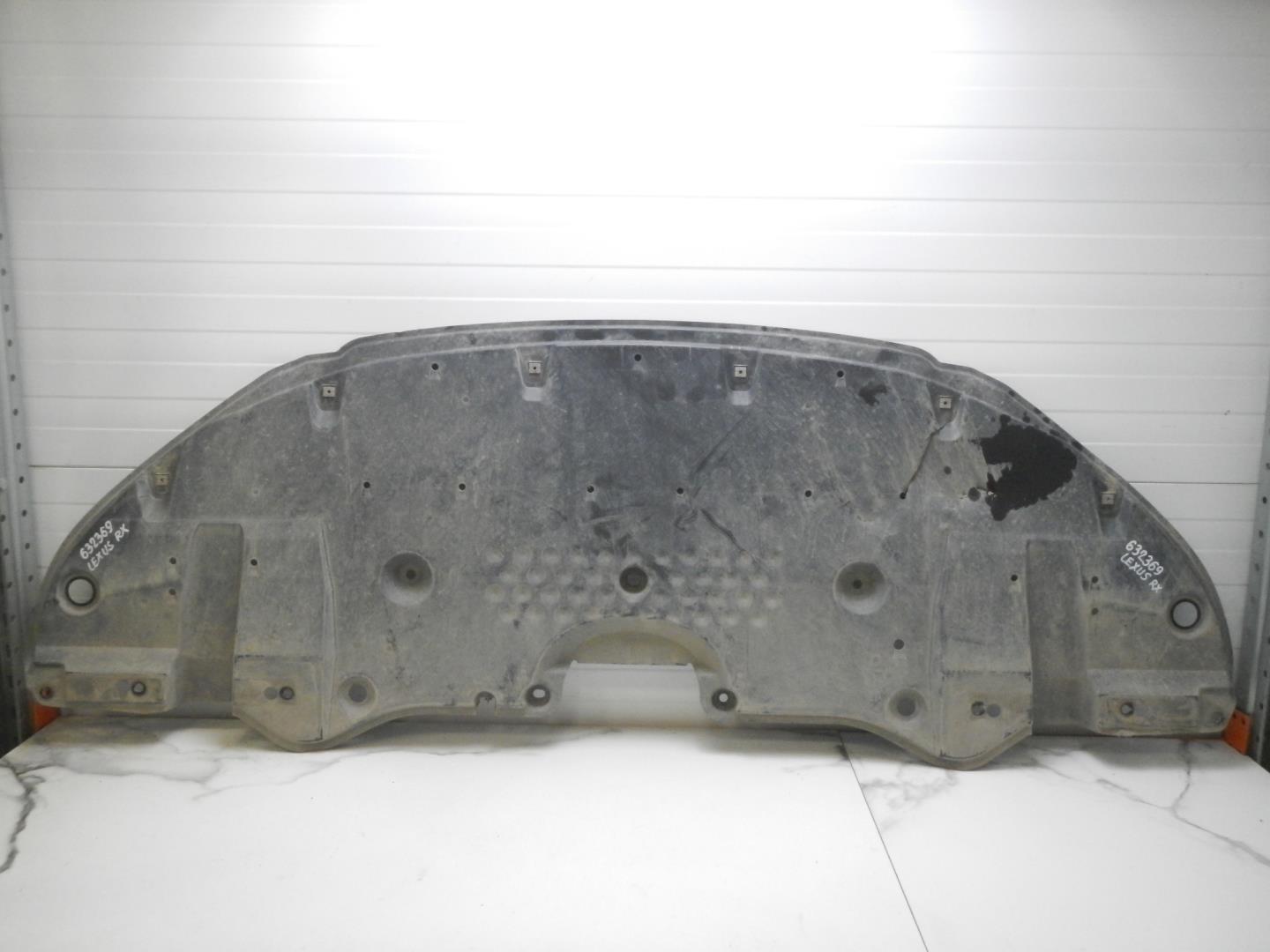 Пыльник двигателя