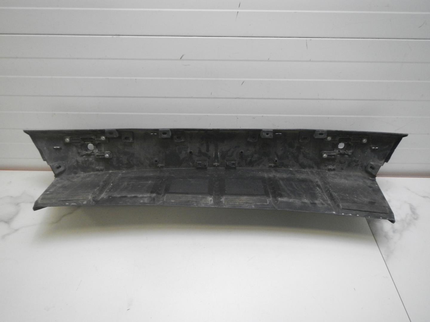 Накладка на решетку радиатора