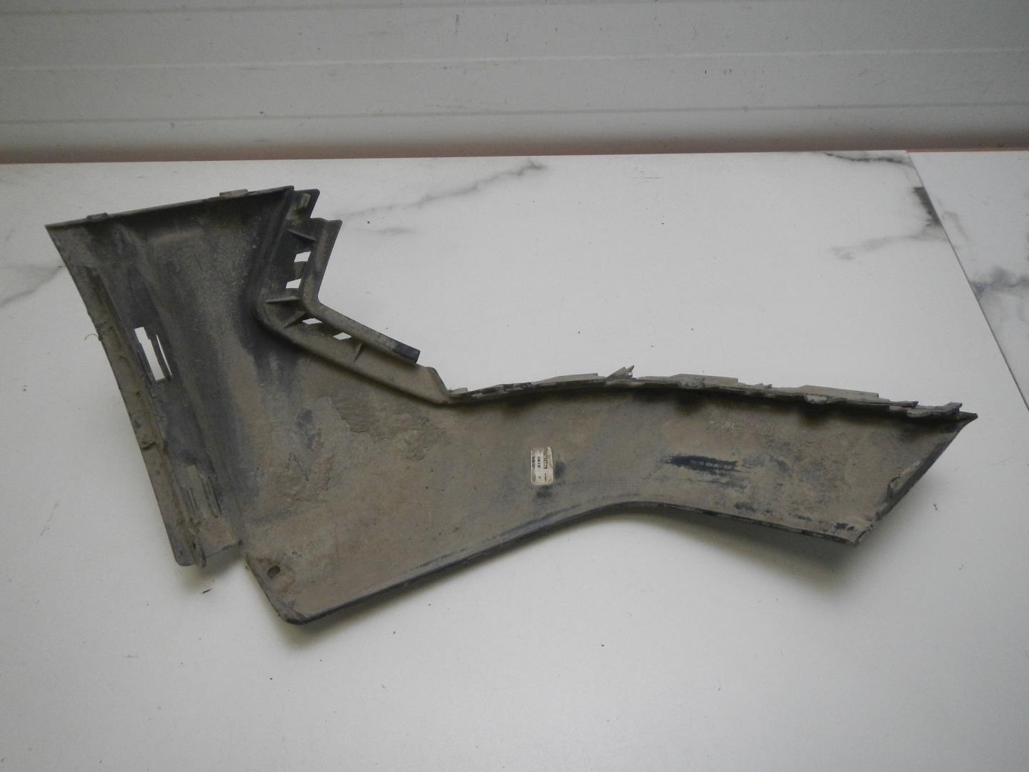 Накладка заднего бампера правая