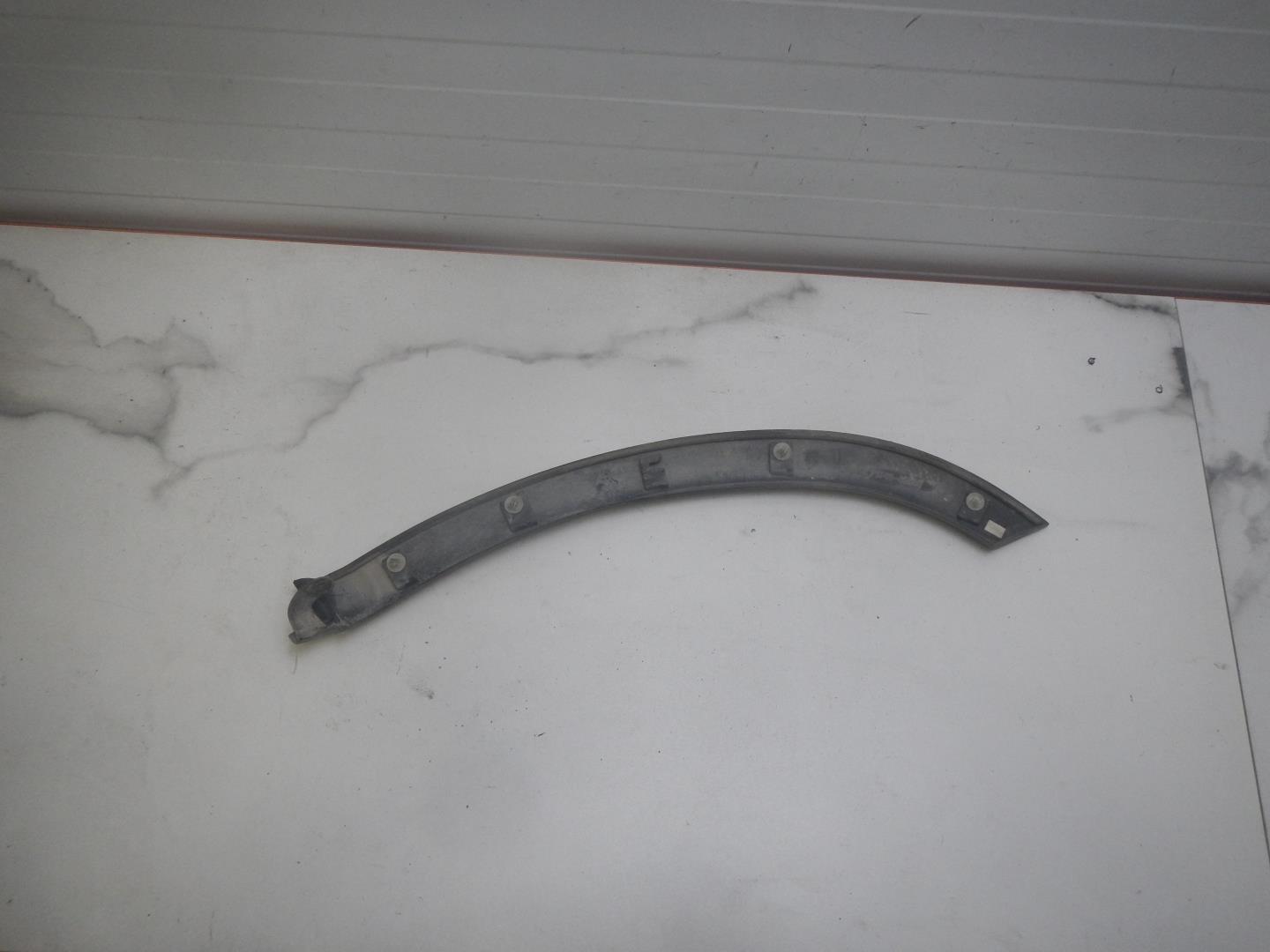 Накладка двери задней правой