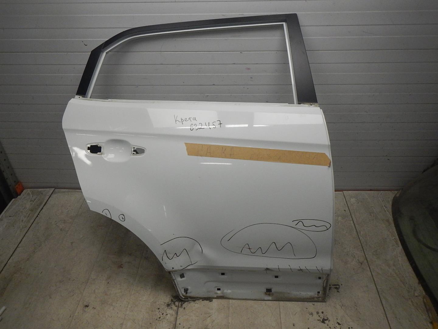 Дверь задняя правая