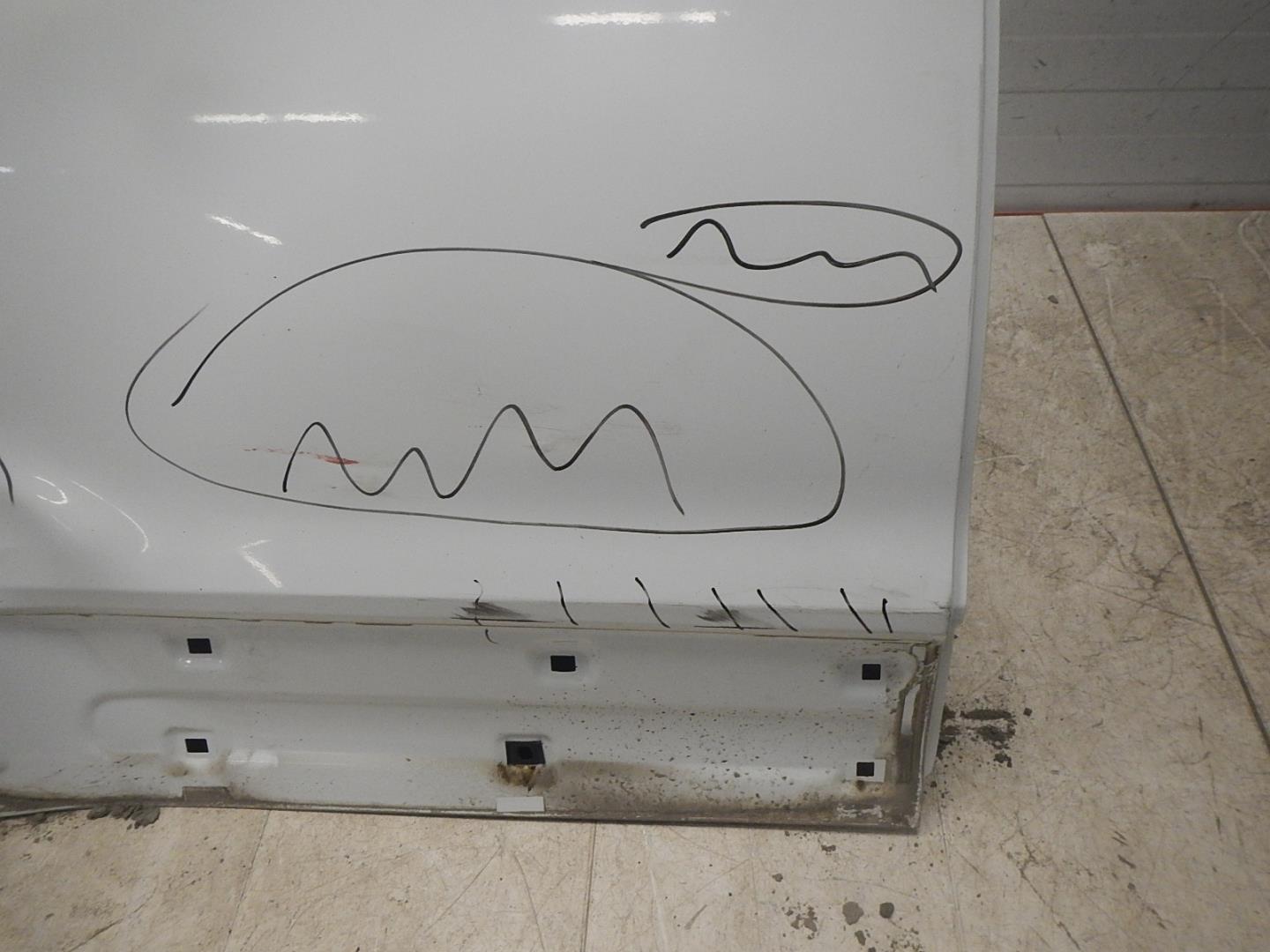 Дверь задняя правая