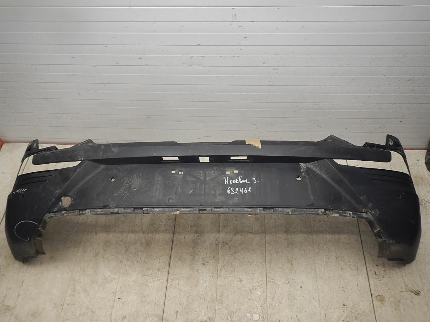 Бампер задний