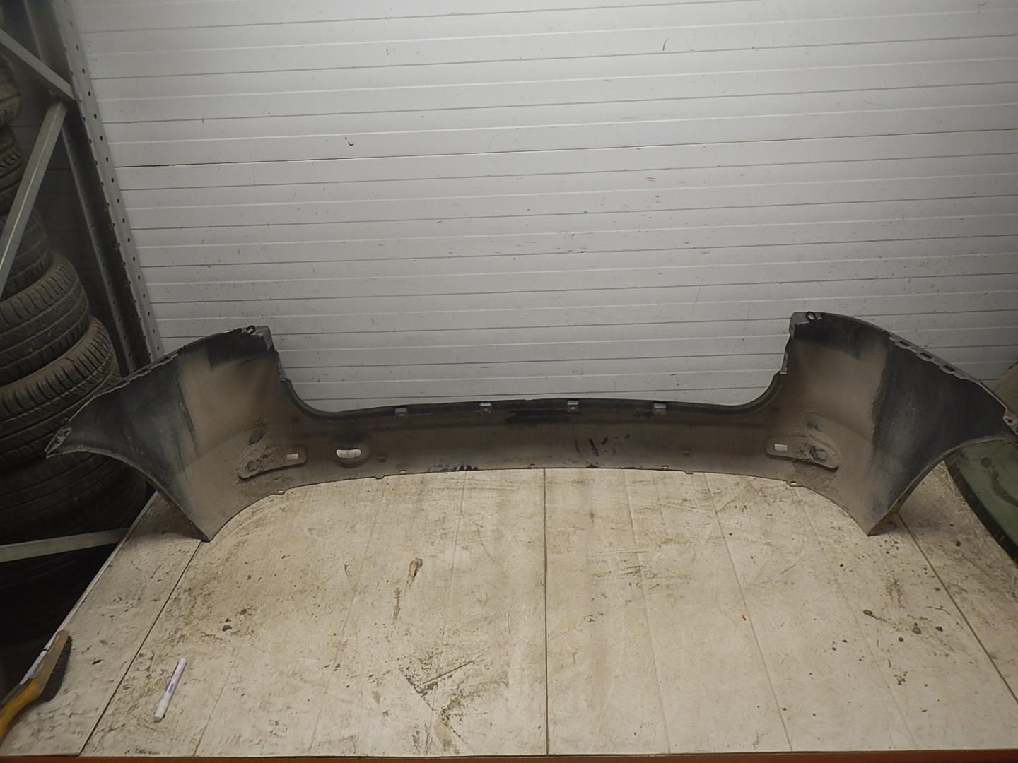 Бампер задний