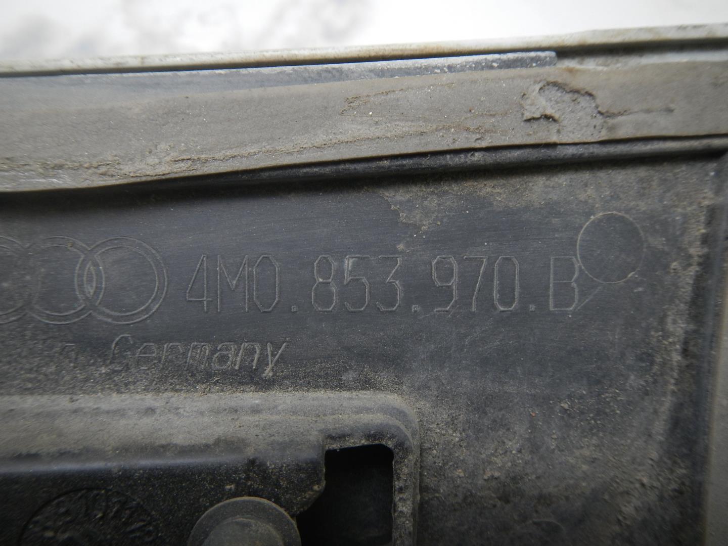 Молдинг задней правой двери