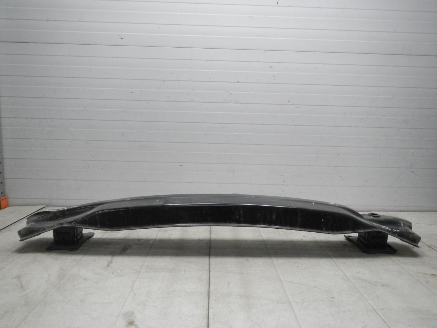 Усилитель заднего бампера