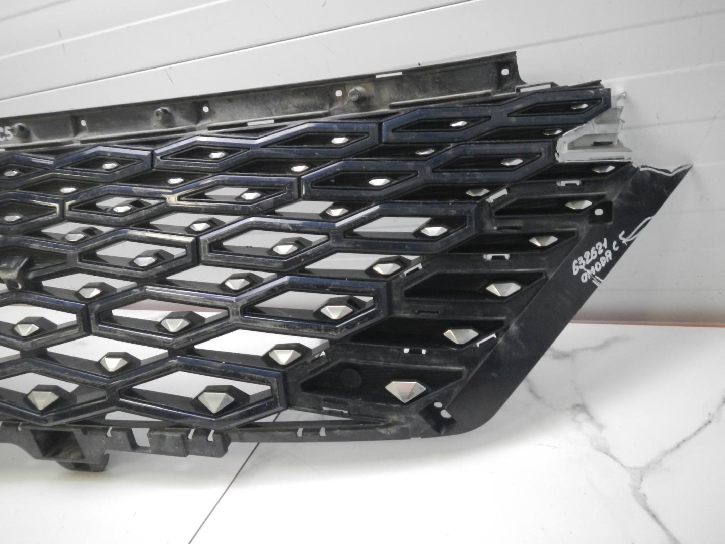 Решетка радиатора