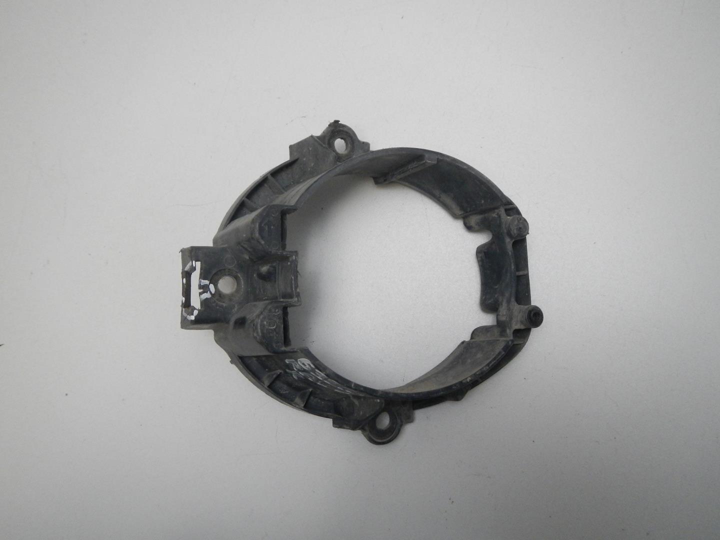 Кронштейн фары противотуманной правой