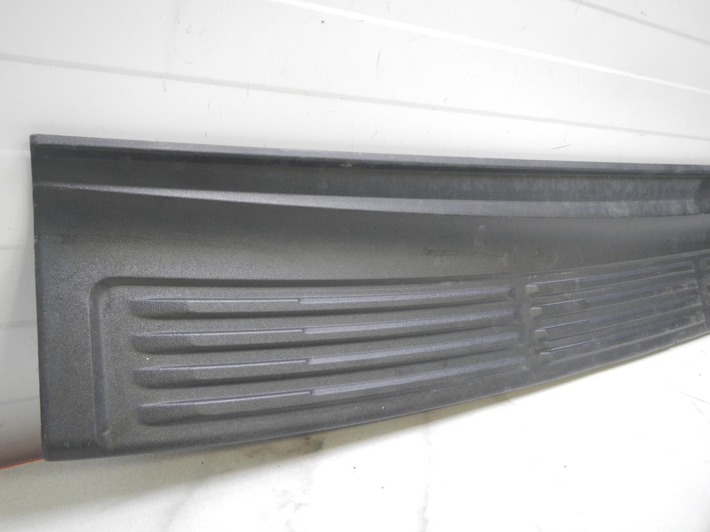 Накладка заднего бампера