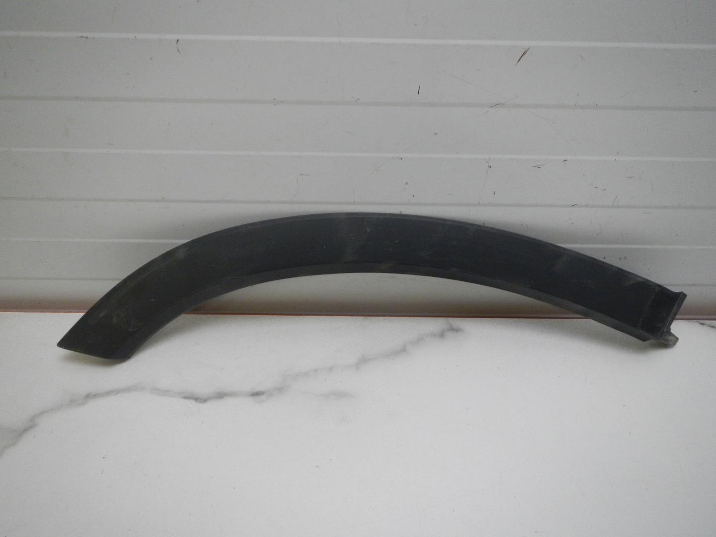 Накладка двери задней правой