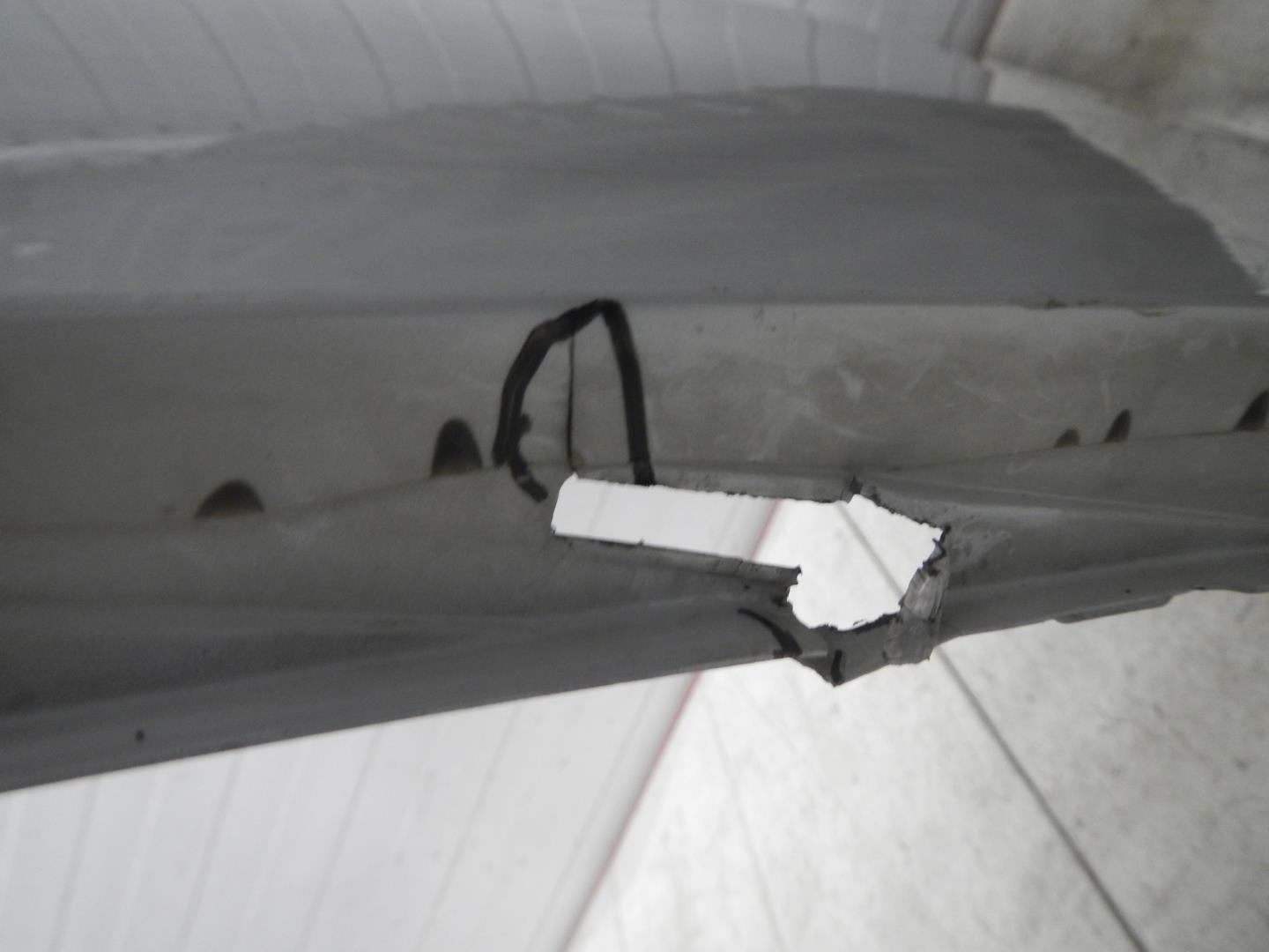 Бампер задний