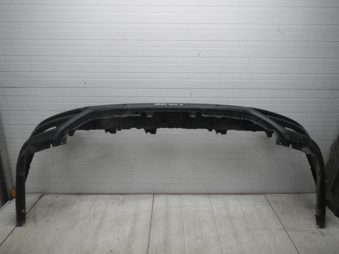 Бампер задний