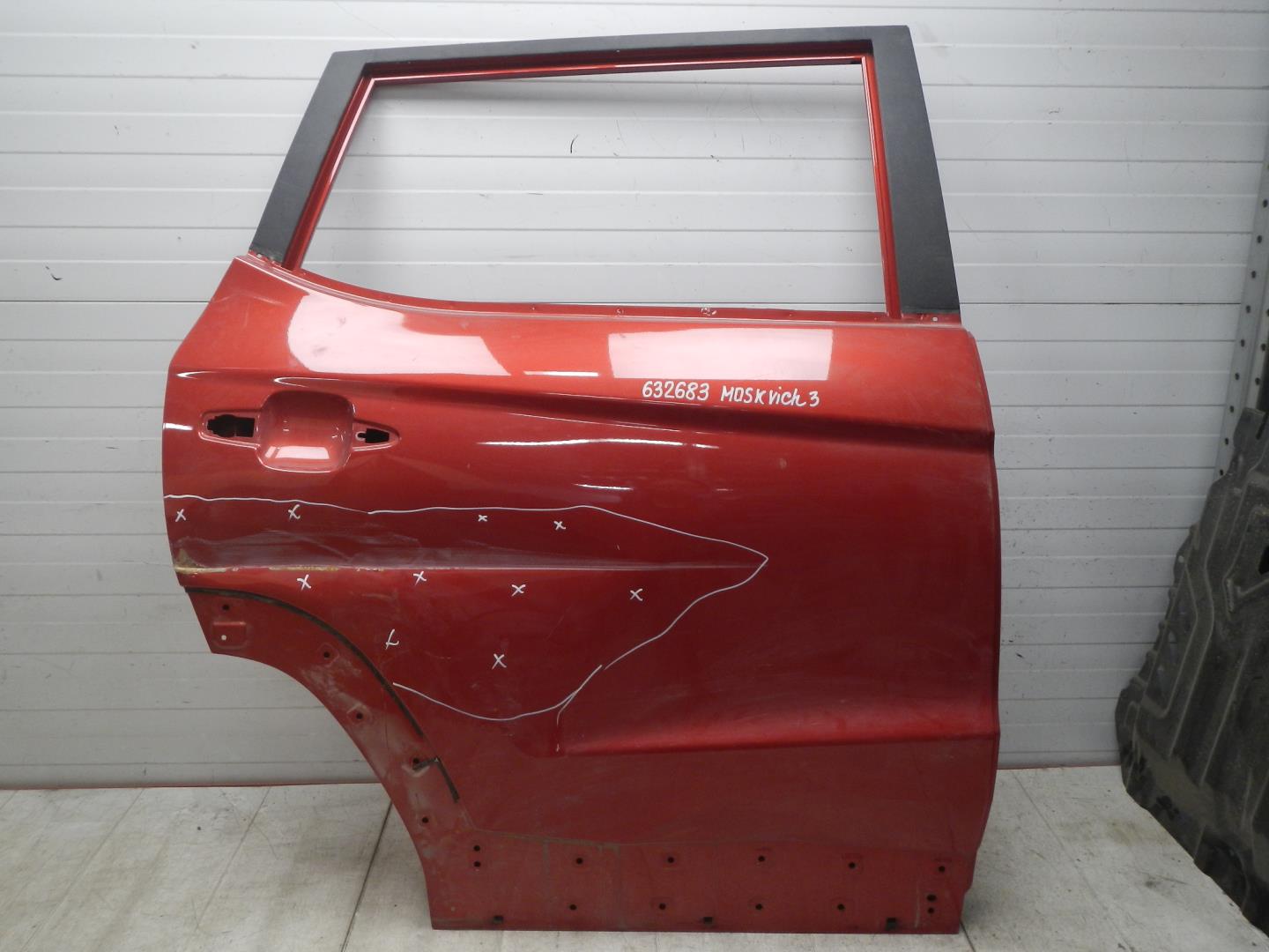 Дверь задняя правая