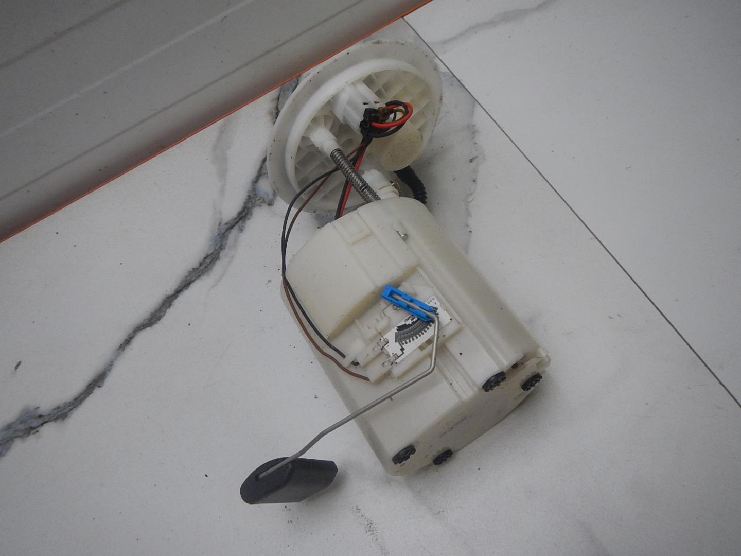 Насос топливный электрический