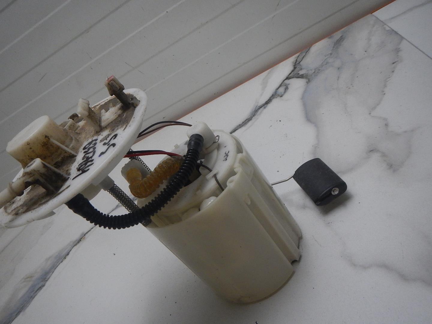 Насос топливный электрический