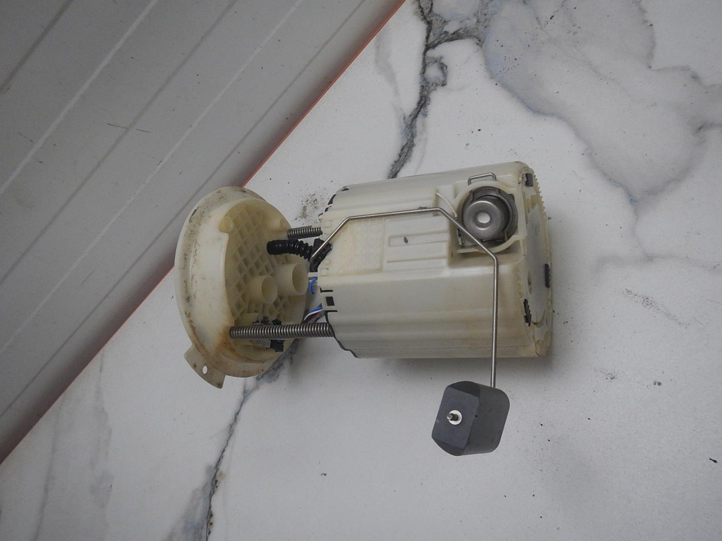 Насос топливный электрический