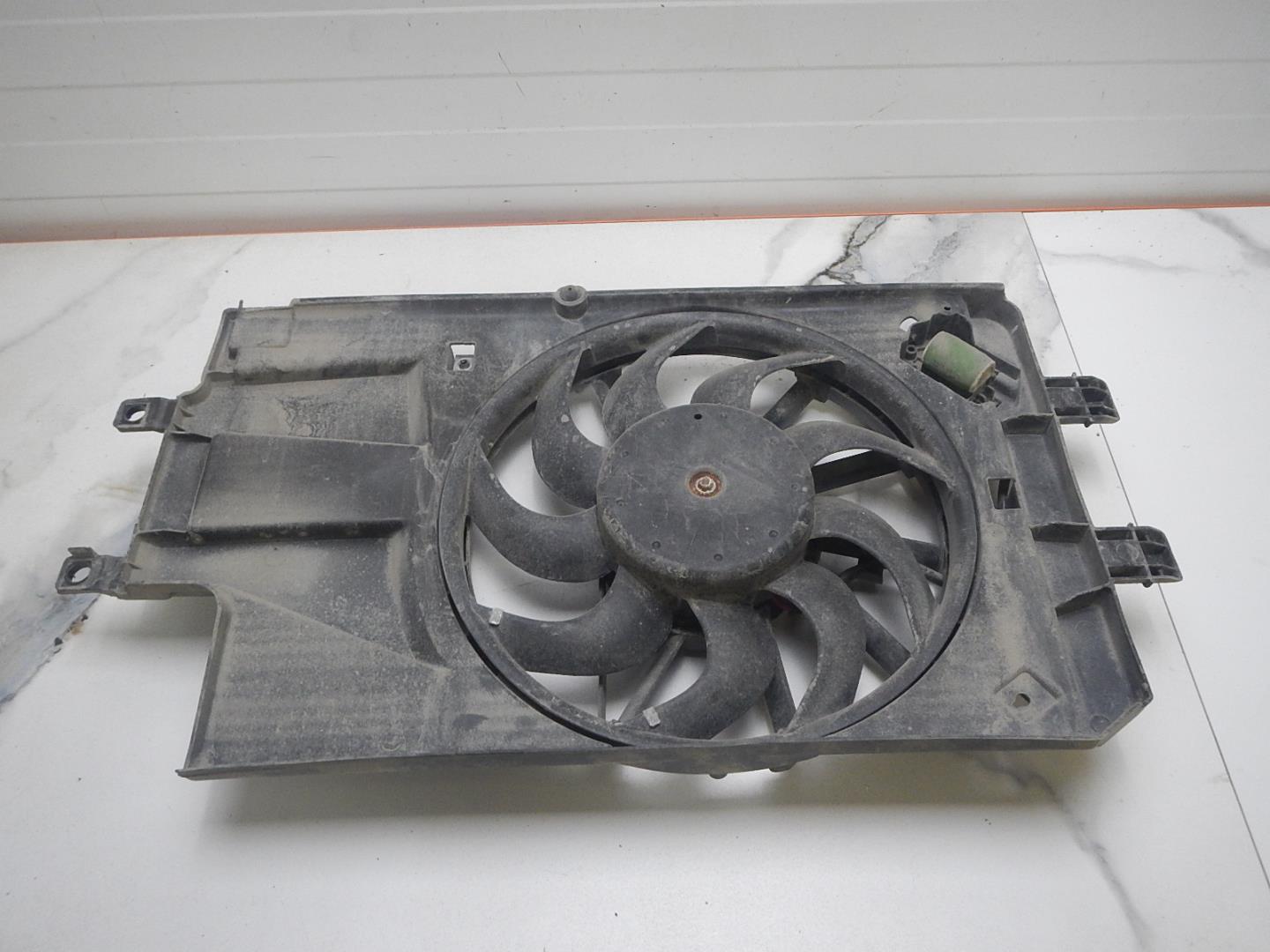 Диффузор вентилятора