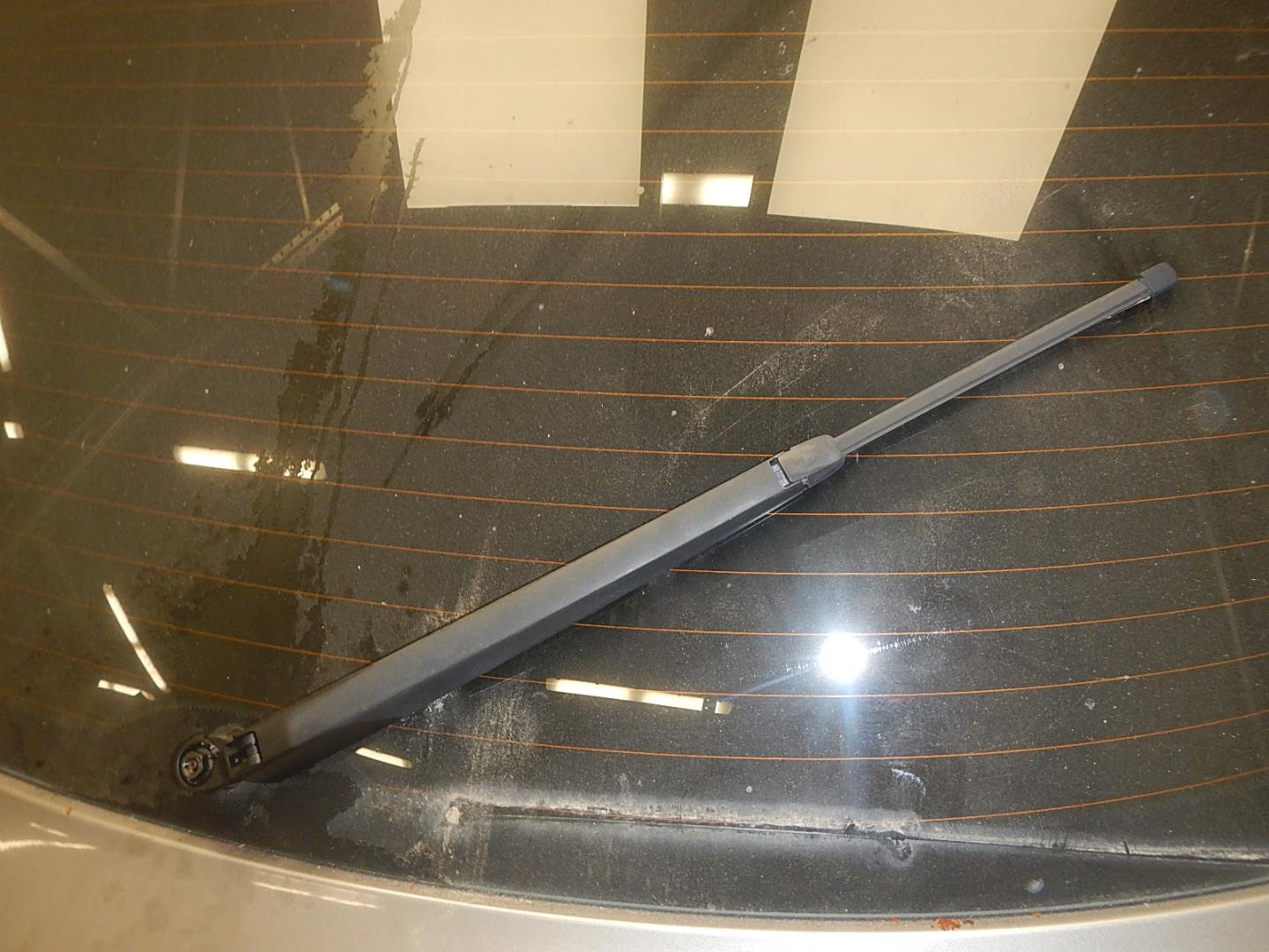 Дверь багажника