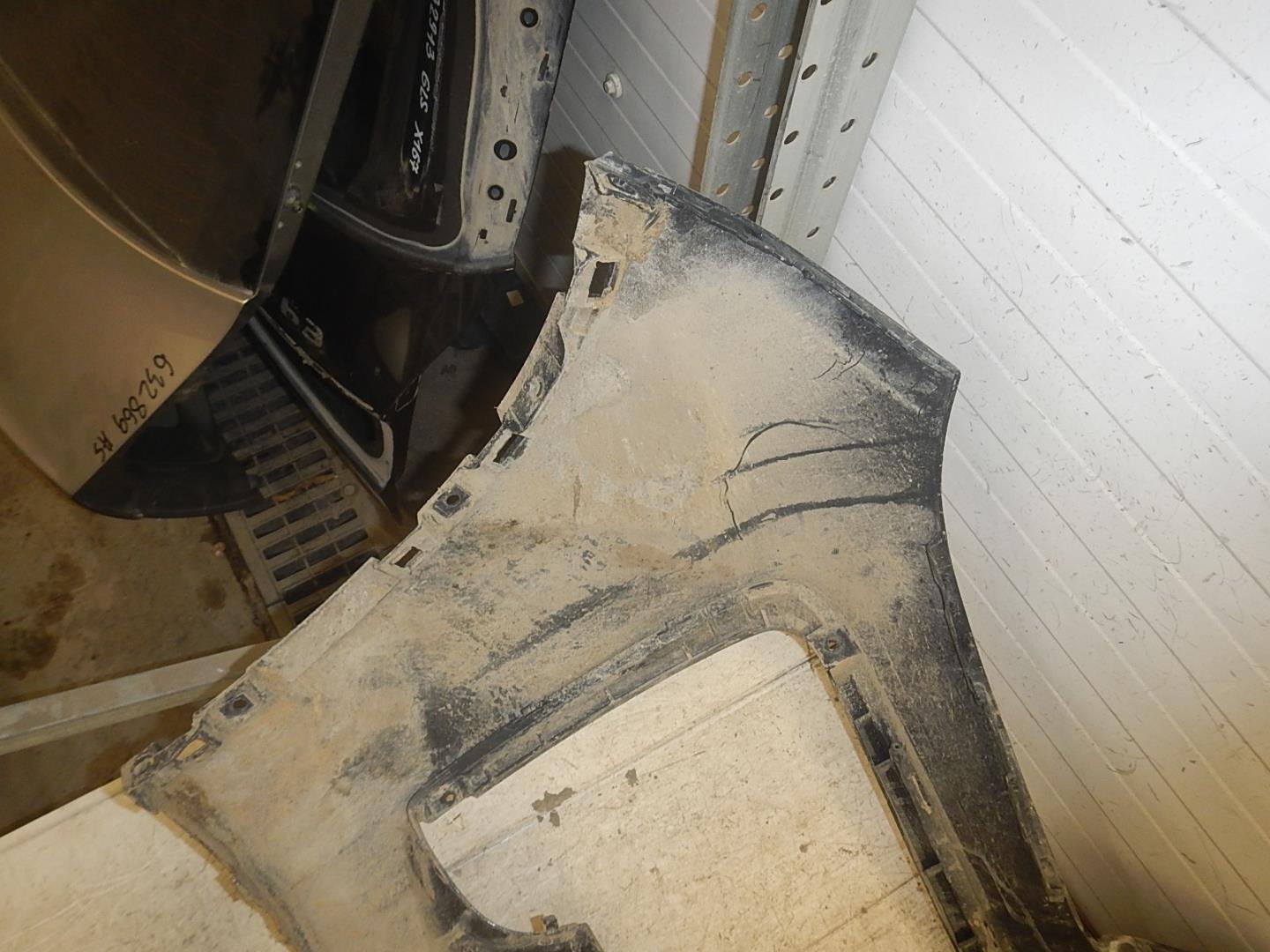 Бампер передний