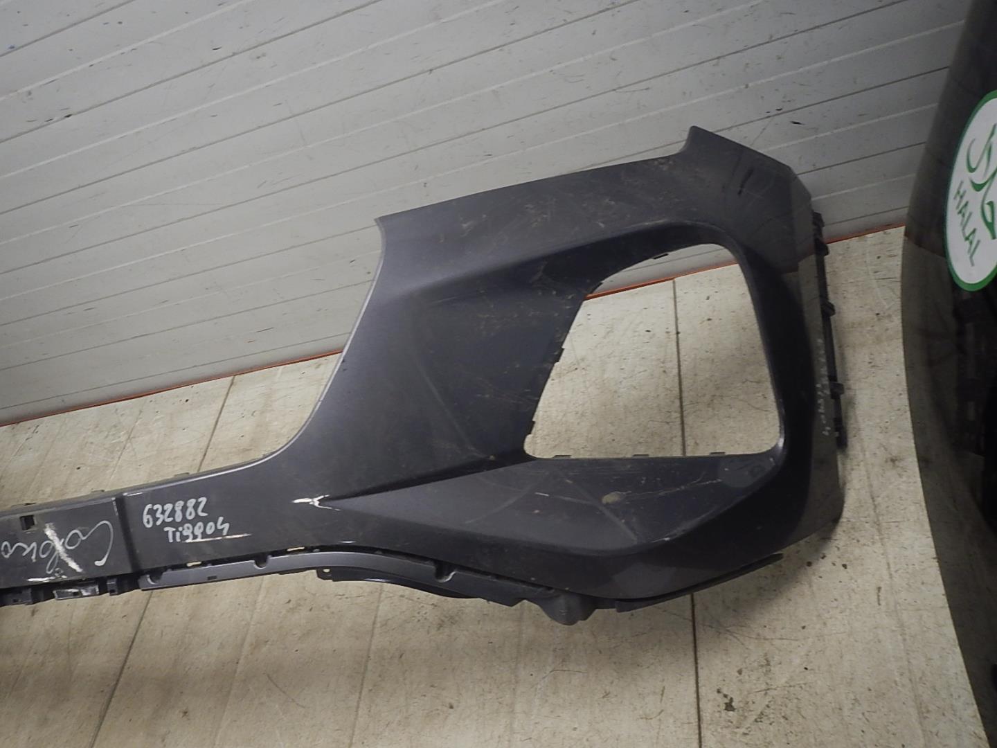 Бампер передний