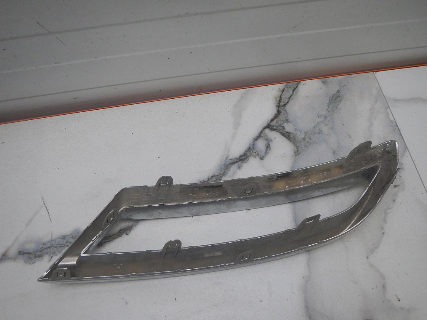 Накладка заднего бампера правая