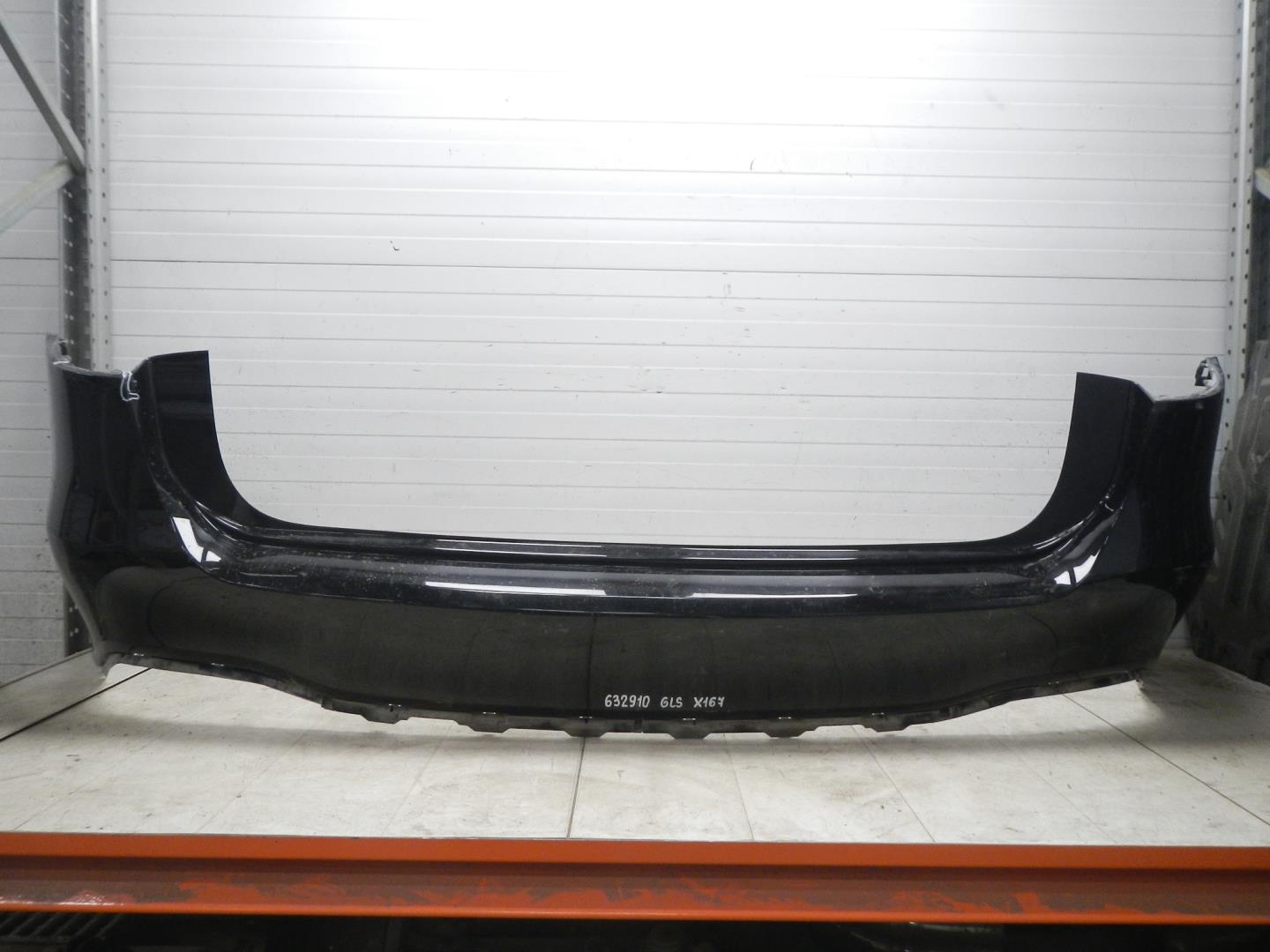 Бампер задний