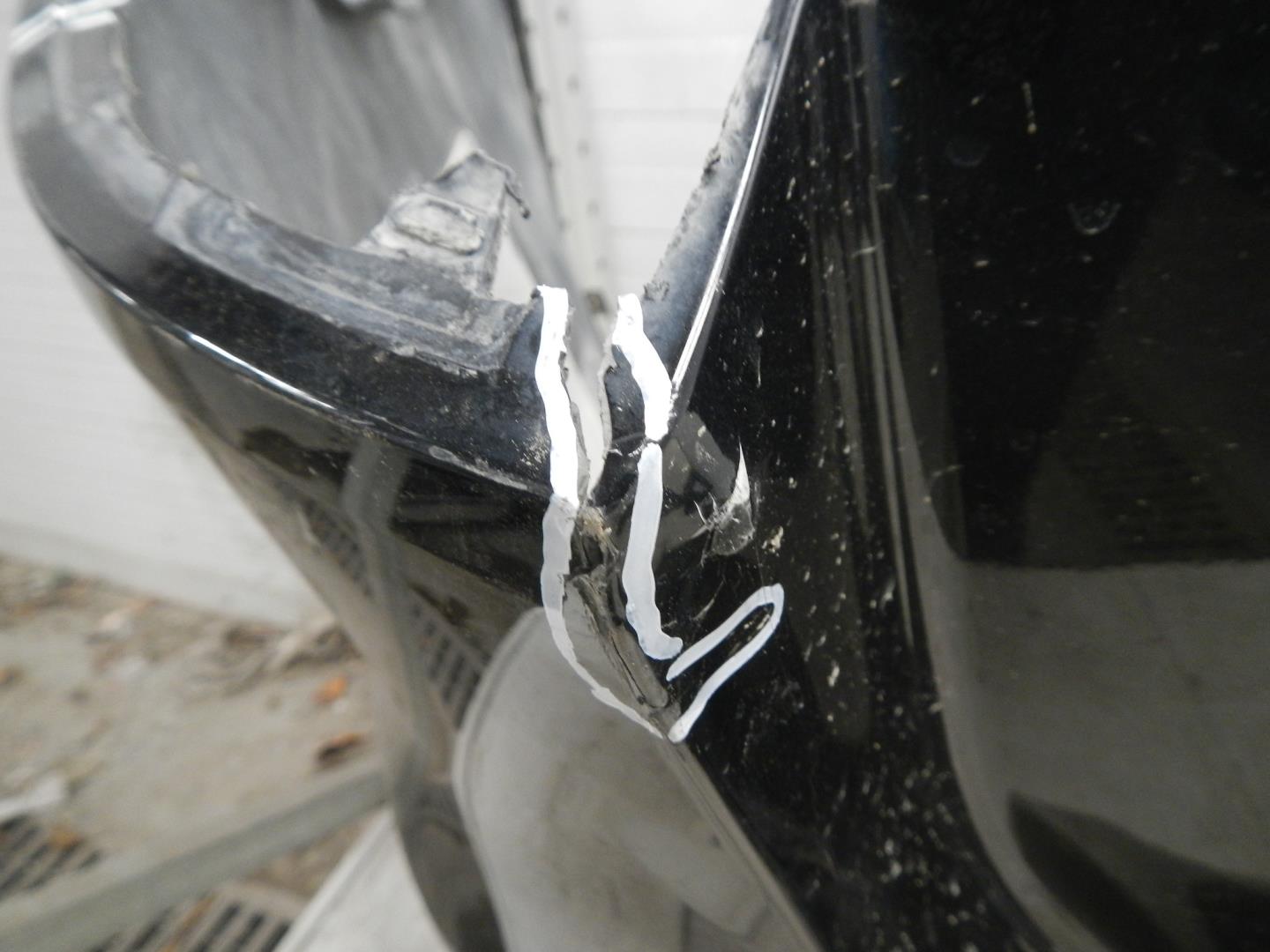 Бампер задний