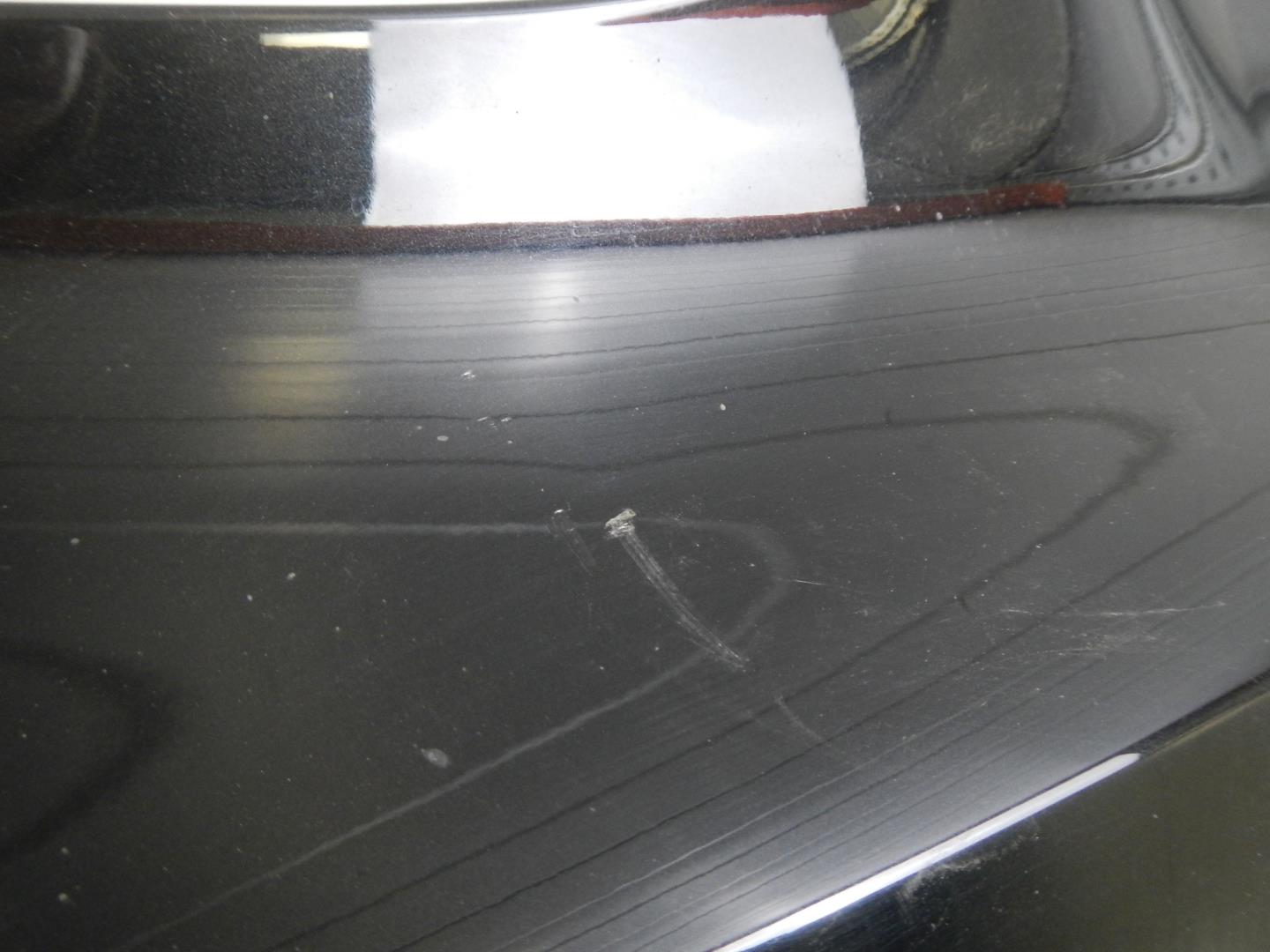 Накладка двери багажника