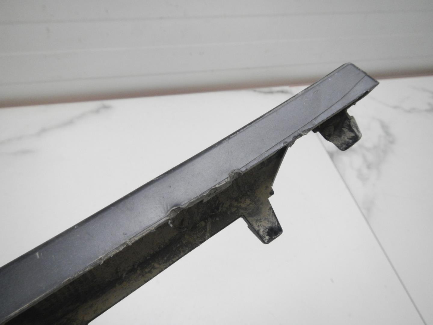 Накладка переднего бампера левая