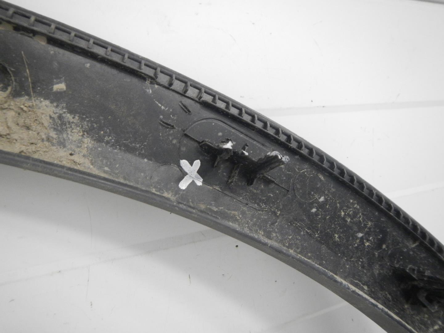 Накладка на крыло