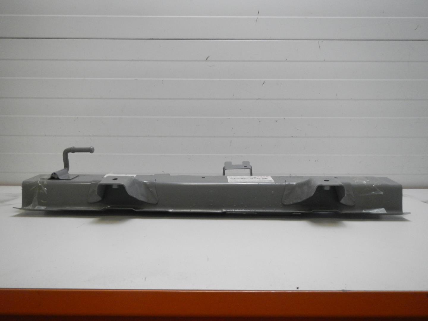 Кузовной элемент