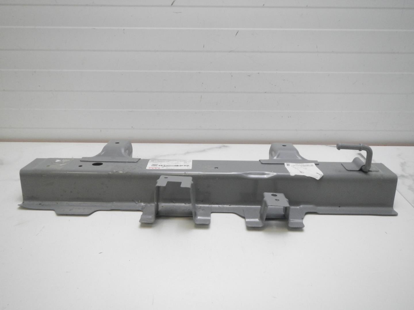 Кузовной элемент