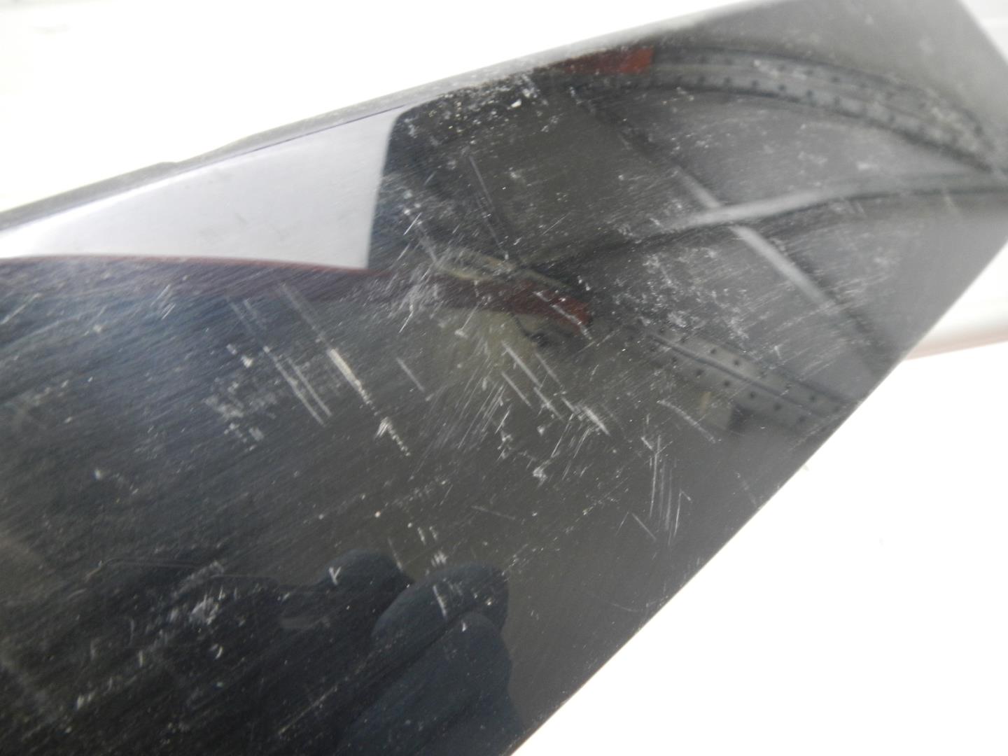 Накладка двери передней левой