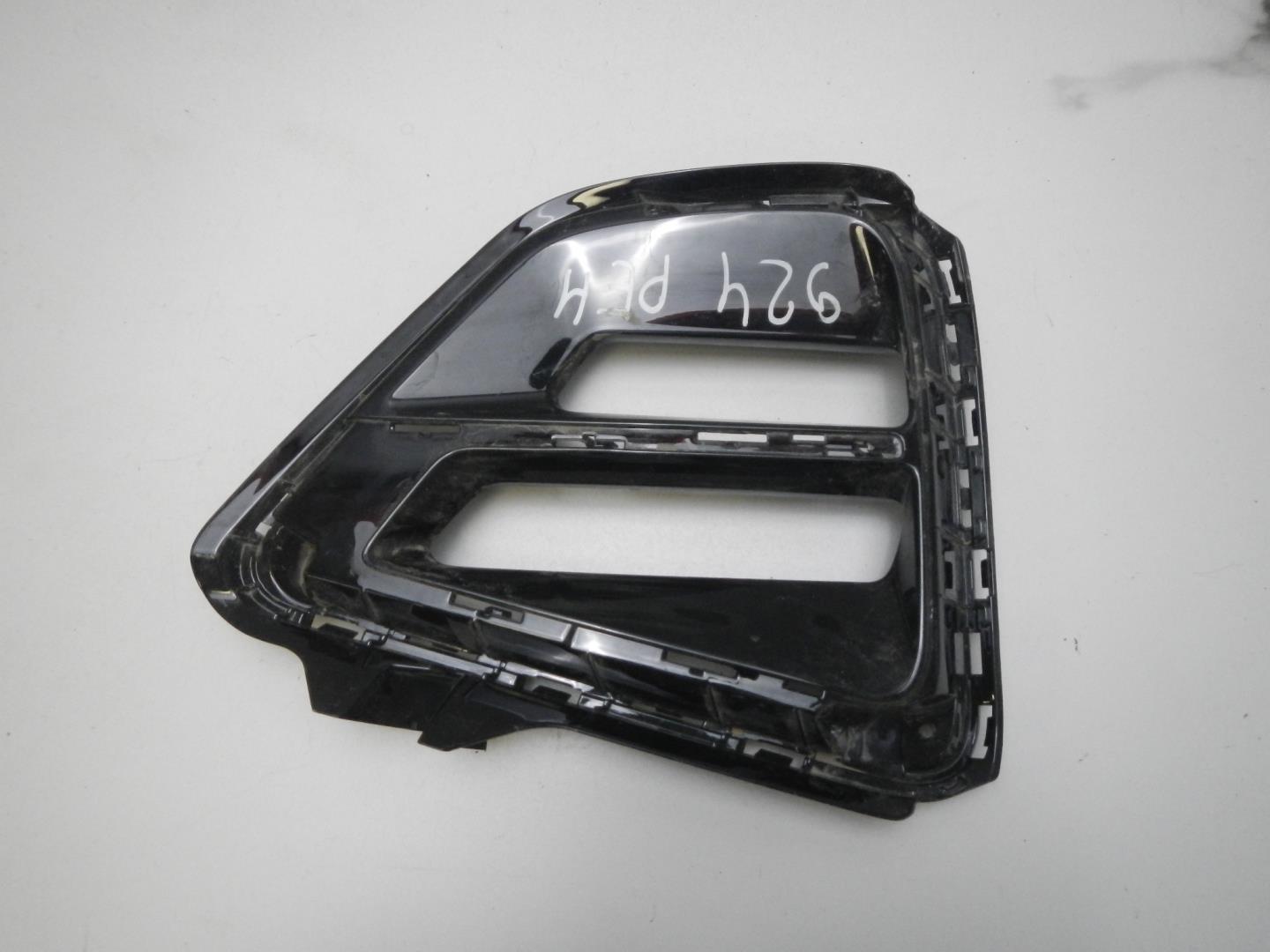 Решетка в бампер левая