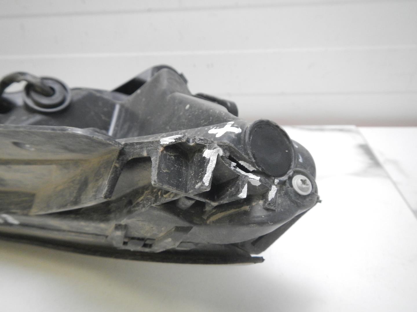 Фара дневного света левая (ходовые огни)