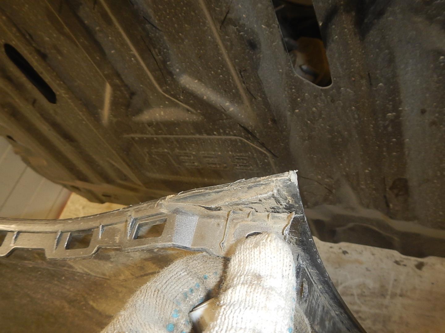 Бампер задний